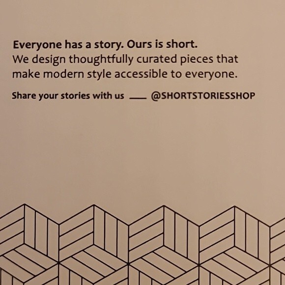 Short Stories Set of 4 Ceramic Stoneware Mugs Cream & Tan - Picture 6 of 6